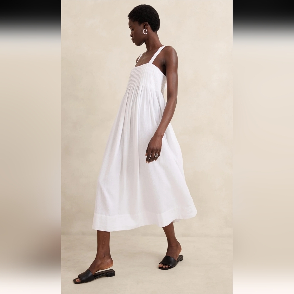 Banana Republic White Maxi Dress